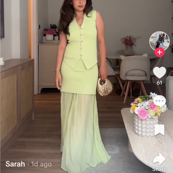 NWT ZARA 2pc 2025 collection vest + skirt S/M
🚨 FINAL PRICE NO OFFER ACCEPT - Picture 10 of 15